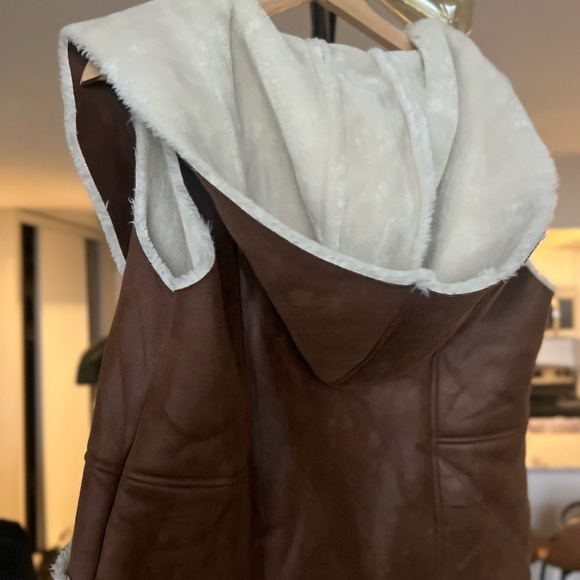 Urban Renewal Winter/Spring vest size M - Picture 4 of 5